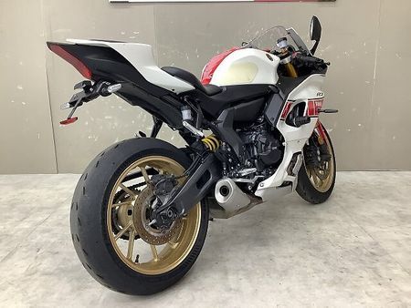 ヤマハ YZF-R7 YZF-R7 2022年モデルエンジンスライダー、マルチバー装備リアフェンダレスカスタムス 6