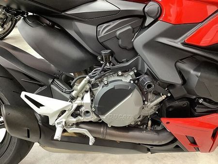 ドゥカティ STREETFIGHTER848 ストリートファイターV2 2023年モデルリアフェンダレスカスタムスペアキーあり 13