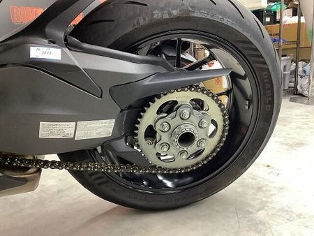 ドゥカティ STREETFIGHTER848 ストリートファイターV2 2023年モデルリアフェンダレスカスタムスペアキーあり 26