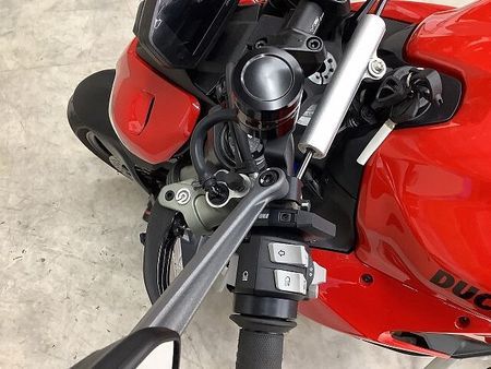 ドゥカティ STREETFIGHTER848 ストリートファイターV2 2023年モデルリアフェンダレスカスタムスペアキーあり 31