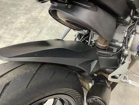 ドゥカティ STREETFIGHTER848 ストリートファイターV2 2023年モデルリアフェンダレスカスタムスペアキーあり 36