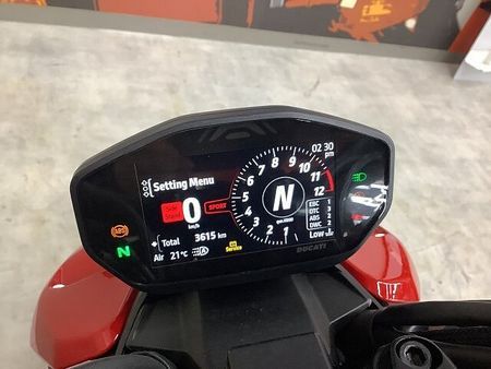 ドゥカティ STREETFIGHTER848 ストリートファイターV2 2023年モデルリアフェンダレスカスタムスペアキーあり 8