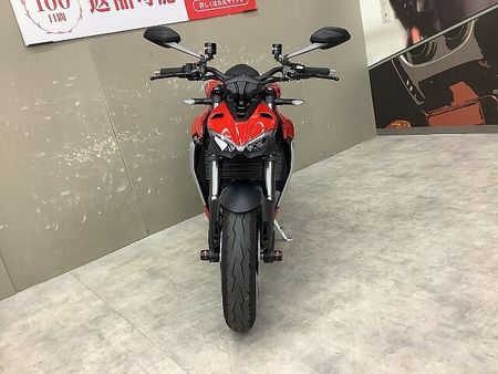 ドゥカティ STREETFIGHTER848 ストリートファイターV2 2023年モデルリアフェンダレスカスタムスペアキーあり 9