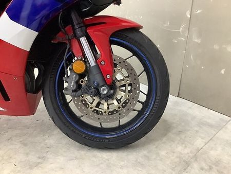ホンダ CBR600RR CBR600RR ベビーフェイス製バックステップ エンジンスライダー ドラレコ装備 フェン 19
