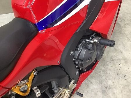 ホンダ CBR600RR CBR600RR ベビーフェイス製バックステップ エンジンスライダー ドラレコ装備 フェン 34