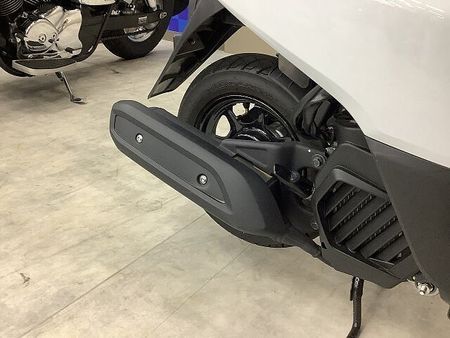 ホンダ タクト タクト 2021年モデルリアボックス装備スペアキーあり通勤通学に 25