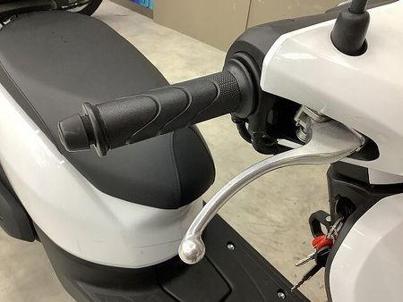 ホンダ タクト タクト 2021年モデルリアボックス装備スペアキーあり通勤通学に 28