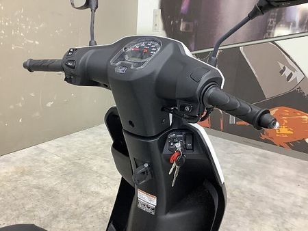 ホンダ タクト タクト 2021年モデルリアボックス装備スペアキーあり通勤通学に 38
