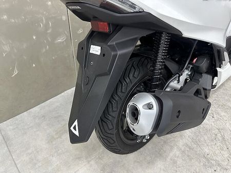 ホンダ PCX125 PCX125 2021年モデル!スマホホルダー付き!スペアキー有! 27