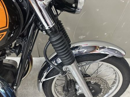 カワサキ W800 W800 2016年モデル!社外マフラーカスタム!リアキャリア、バイザー装備! 18