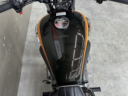 カワサキ W800 W800 2016年モデル!社外マフラーカスタム!リアキャリア、バイザー装備! 32