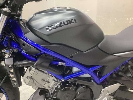 スズキ SV650 SV650 2021年モデルグリップ、レバー等カスタム前後ミツバ製ドラレコ装備 37