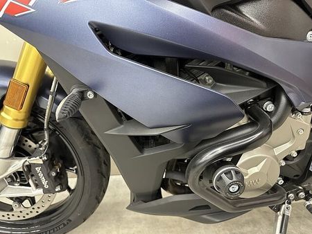 BMW S1000XR S1000XR 2017年モデルスペアキーありエンジンガード装備 37