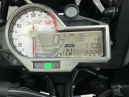 BMW S1000XR S1000XR 2017年モデルスペアキーありエンジンガード装備 5