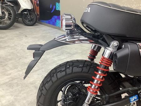 ホンダ モンキー125 モンキー125 2022年モデルスペアキーありグリップウォーマー装備 25