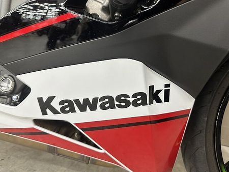 カワサキ ZX-25R ZX-25R 2022年モデルエンジンスライダー装備KRTエディション 20