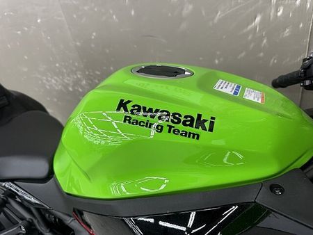 カワサキ ZX-25R ZX-25R 2022年モデルエンジンスライダー装備KRTエディション 22