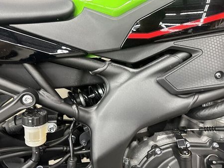 カワサキ ZX-25R ZX-25R 2022年モデルエンジンスライダー装備KRTエディション 24