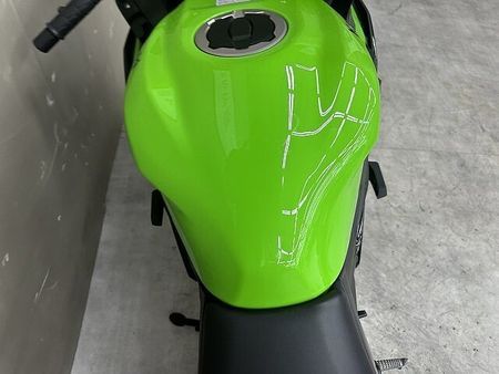 カワサキ ZX-25R ZX-25R 2022年モデルエンジンスライダー装備KRTエディション 34
