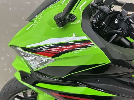 カワサキ ZX-25R ZX-25R 2022年モデルエンジンスライダー装備KRTエディション 39