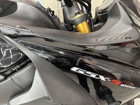 スズキ GSX-S1000F GSX-S1000F 2017年モデルリアフェンダレスカスタムスペアキーありマルチバーカス 16