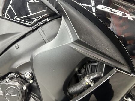 スズキ GSX-S1000F GSX-S1000F 2017年モデルリアフェンダレスカスタムスペアキーありマルチバーカス 21