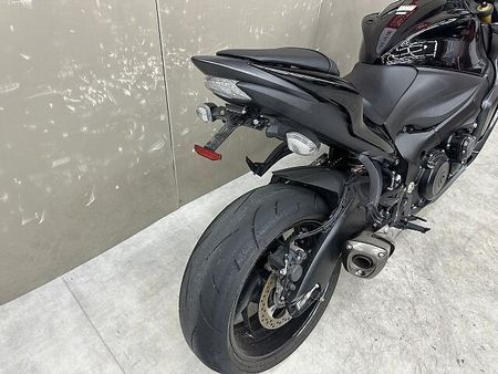 スズキ GSX-S1000F GSX-S1000F 2017年モデルリアフェンダレスカスタムスペアキーありマルチバーカス 31