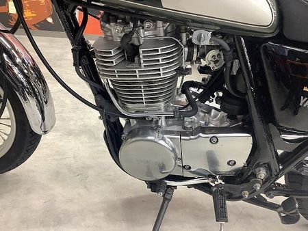 ヤマハ SR400 SR400 2016年モデルフルノーマルスペアキーありUSBポート装備 28
