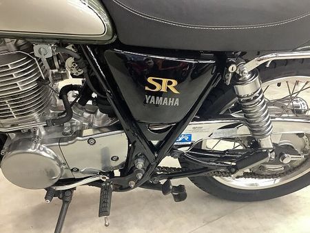 ヤマハ SR400 SR400 2016年モデルフルノーマルスペアキーありUSBポート装備 30