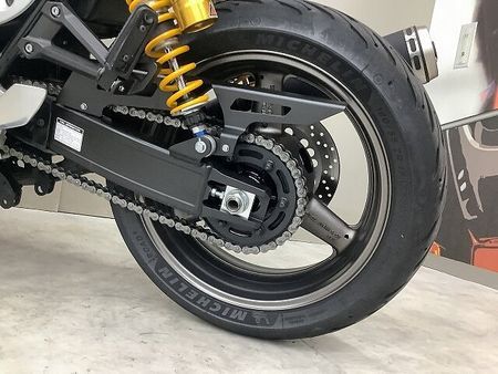 ヤマハ XJR1300C XJR1300C 2015年モデルビキニカウル装備リアフェンダレスカスタムスペアキーあり 35