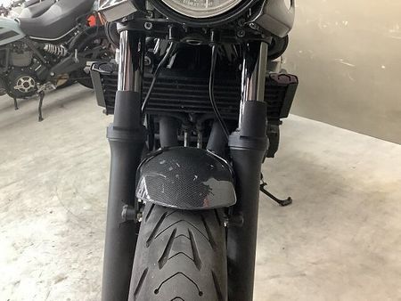 ヤマハ XJR1300C XJR1300C 2015年モデルビキニカウル装備リアフェンダレスカスタムスペアキーあり 10