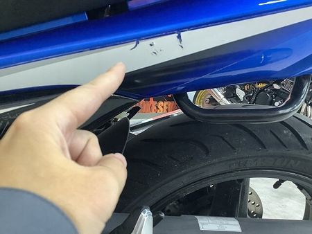 スズキ GSR250 GSR250 ヘルメットホルダー装備!バーエンド、リアフェンダーレスカスタム! 22