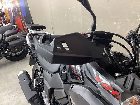 スズキ Vストローム250 Vストローム250ABS ワンオーナー!グリップヒーター、ヘルメットホルダー装備!スペアキ 11