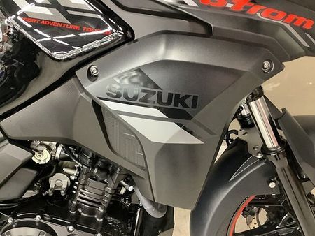 スズキ Vストローム250 Vストローム250ABS ワンオーナー!グリップヒーター、ヘルメットホルダー装備!スペアキ 16