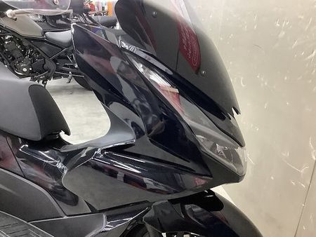 ホンダ PCX125 PCX125 2023年モデルロングスクリーンカスタムリアボックス装備 14