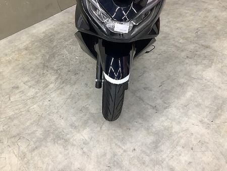 ホンダ PCX125 PCX125 2023年モデルロングスクリーンカスタムリアボックス装備 36