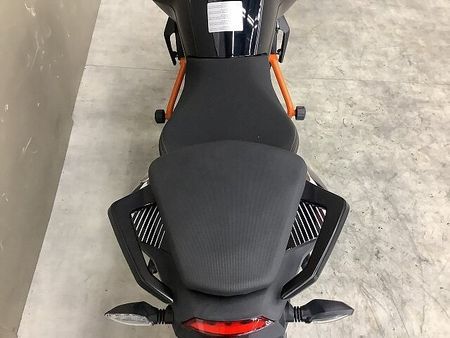 KTM 390 DUKE 390デューク エンジンガード、ヘルメットホルダー装備!スペアキーあり! 23