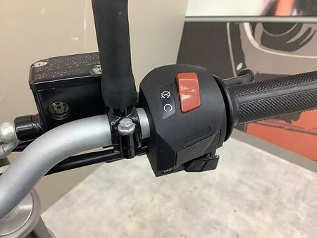 KTM 390 DUKE 390デューク エンジンガード、ヘルメットホルダー装備!スペアキーあり! 29