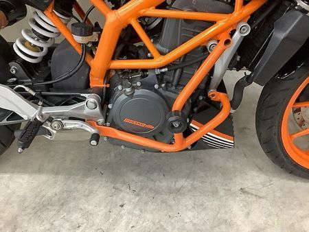 KTM 390 DUKE 390デューク エンジンガード、ヘルメットホルダー装備!スペアキーあり! 6