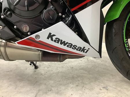 カワサキ ニンジャ 650 NINJA650 2021年モデルワンオーナースペアキーありマルチバー、スマホホルダー装備 31