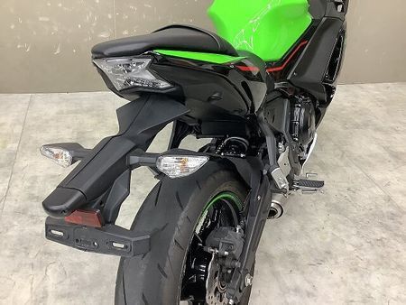 カワサキ ニンジャ 650 NINJA650 2021年モデルワンオーナースペアキーありマルチバー、スマホホルダー装備 34
