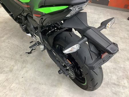 カワサキ ニンジャ 650 NINJA650 2021年モデルワンオーナースペアキーありマルチバー、スマホホルダー装備 35