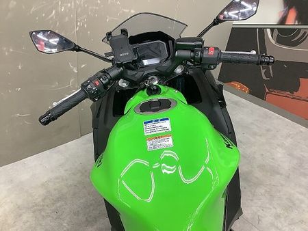 カワサキ ニンジャ 650 NINJA650 2021年モデルワンオーナースペアキーありマルチバー、スマホホルダー装備 37
