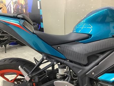 ヤマハ YZF-R3 YZF-R3 2021年モデルワンオーナーマルチバー装備リアフェンダレスカスタム 25