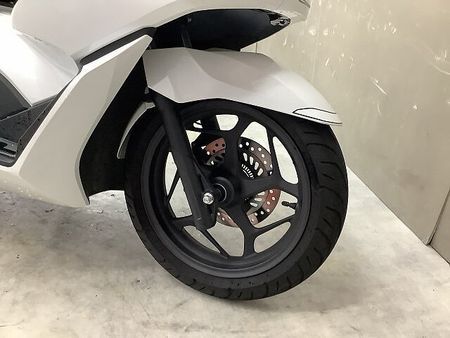ホンダ PCX125 PCX125 2023年モデルシート、ステップボードカスタムグリップヒーター装備 17