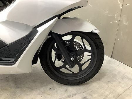 ホンダ PCX125 PCX125 2023年モデルシート、ステップボードカスタムグリップヒーター装備 18