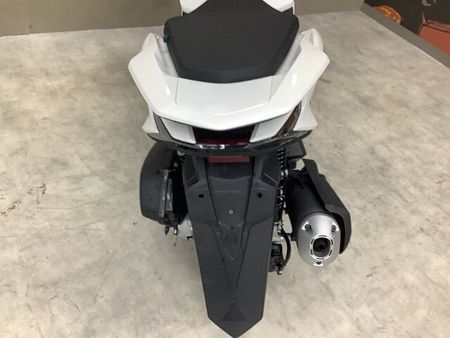 ホンダ PCX125 PCX125 2023年モデルシート、ステップボードカスタムグリップヒーター装備 33