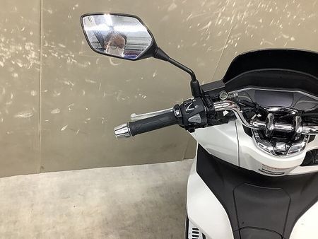 ホンダ PCX125 PCX125 2023年モデルシート、ステップボードカスタムグリップヒーター装備 38