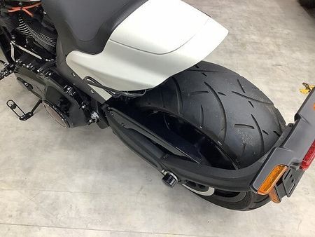ハーレーダビッドソン FXDRS SOFTAIL FXDR114 FXDRS 2019年モデルスペアキーありミルウォーキーエイト114エンジン 33