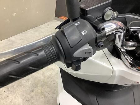 ホンダ PCX125 PCX125 2021年モデルスマホホルダー装備バックレストカスタム 22